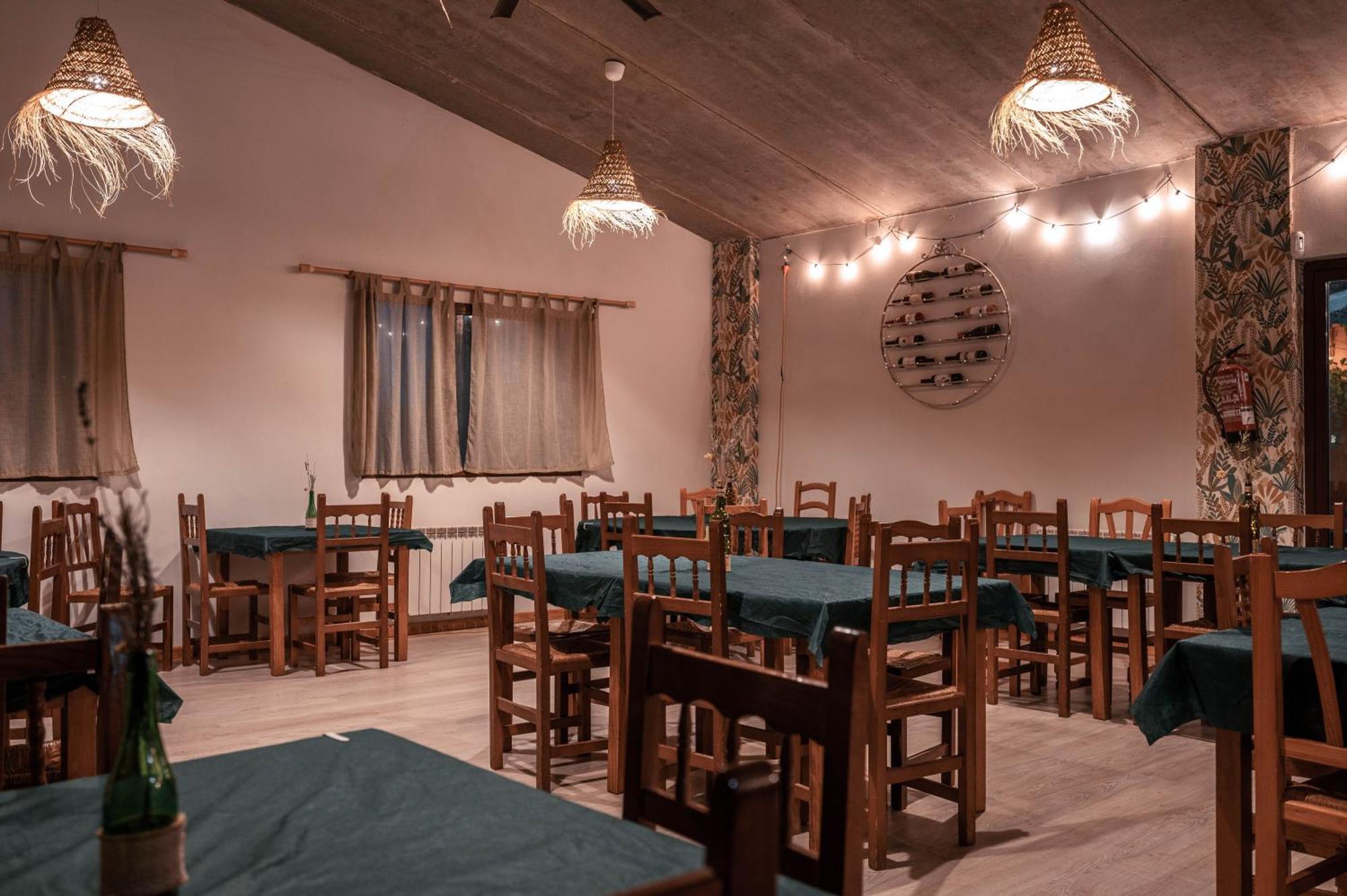 Slow Life Camping Venta Del Moro Eksteriør billede