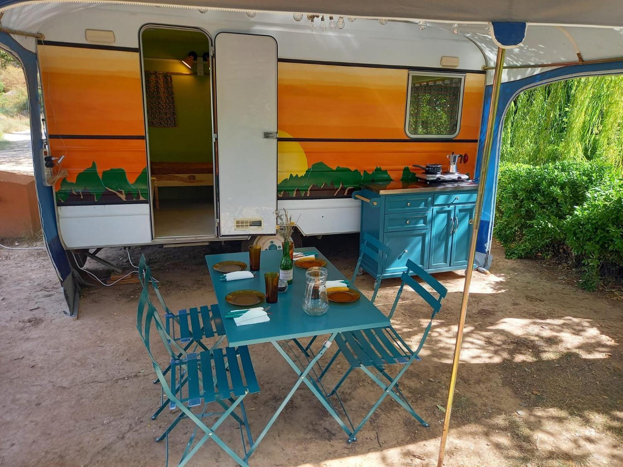 Slow Life Camping Venta Del Moro Eksteriør billede