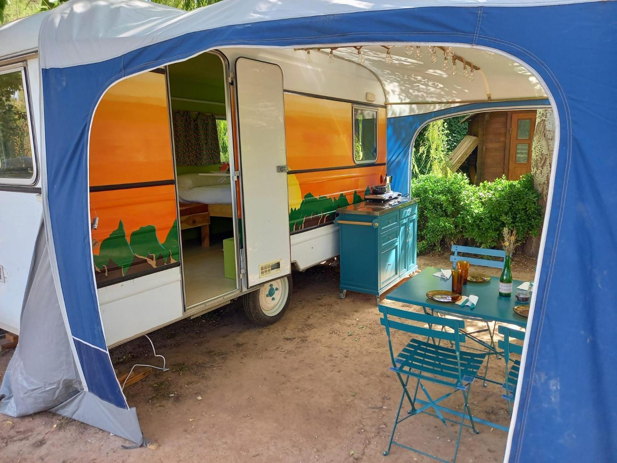 Slow Life Camping Venta Del Moro Eksteriør billede