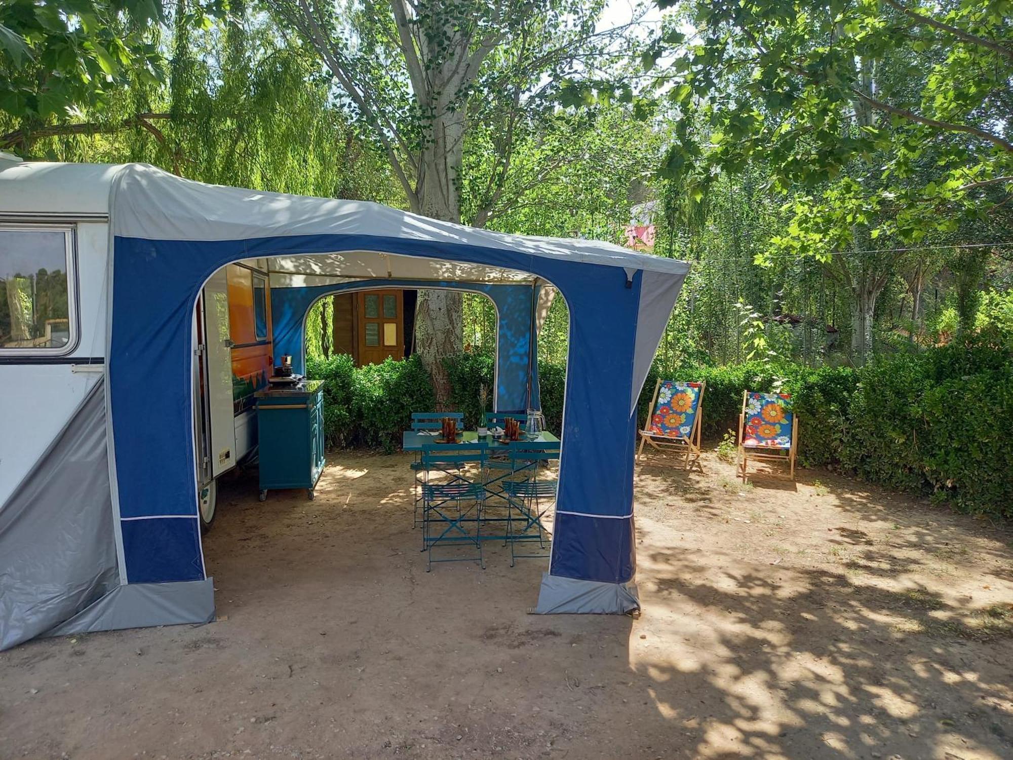Slow Life Camping Venta Del Moro Eksteriør billede